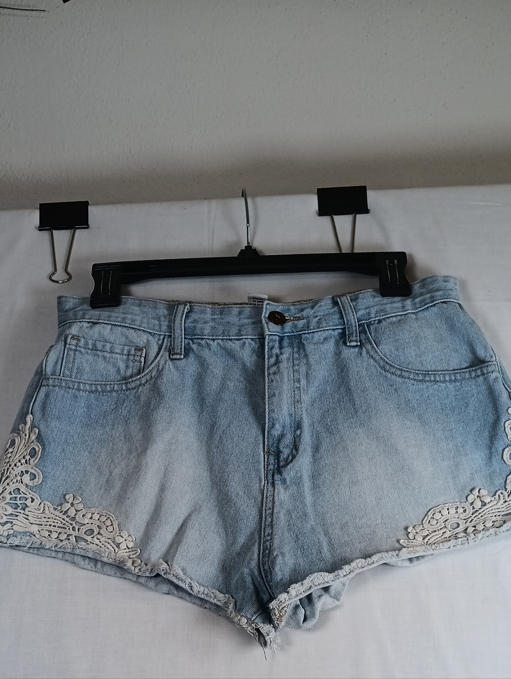Forever 21 Light Blue Denim Shorts with Cream Lace Trim Waist 30